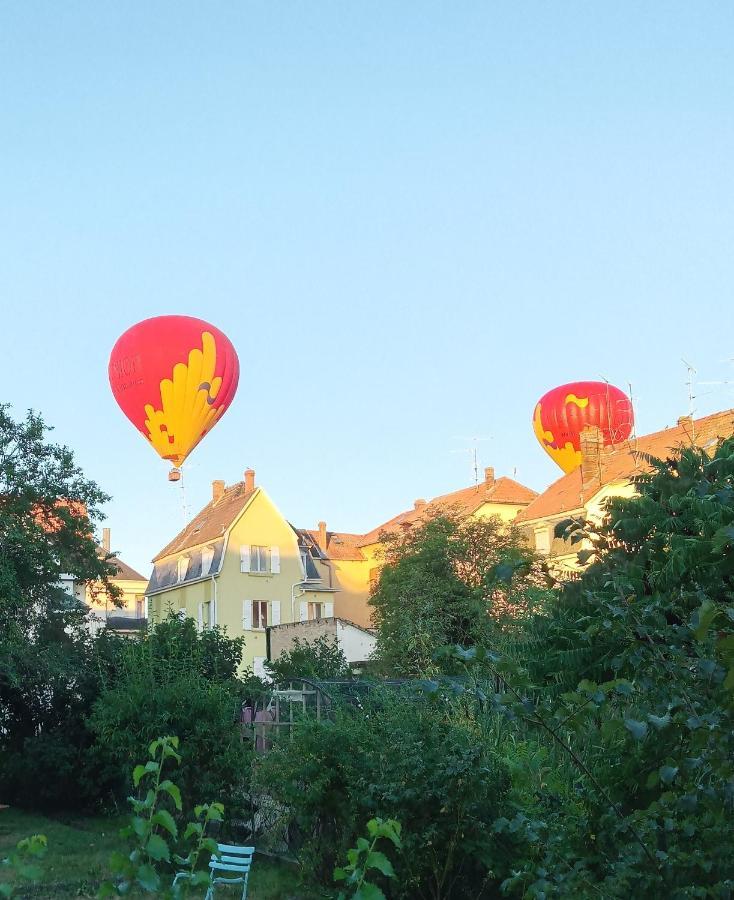 Combles et Vous, Duplex T6 Colmar, Famille, ALL INCLUSIVE, Jardin&Parking vélos Extérieur photo