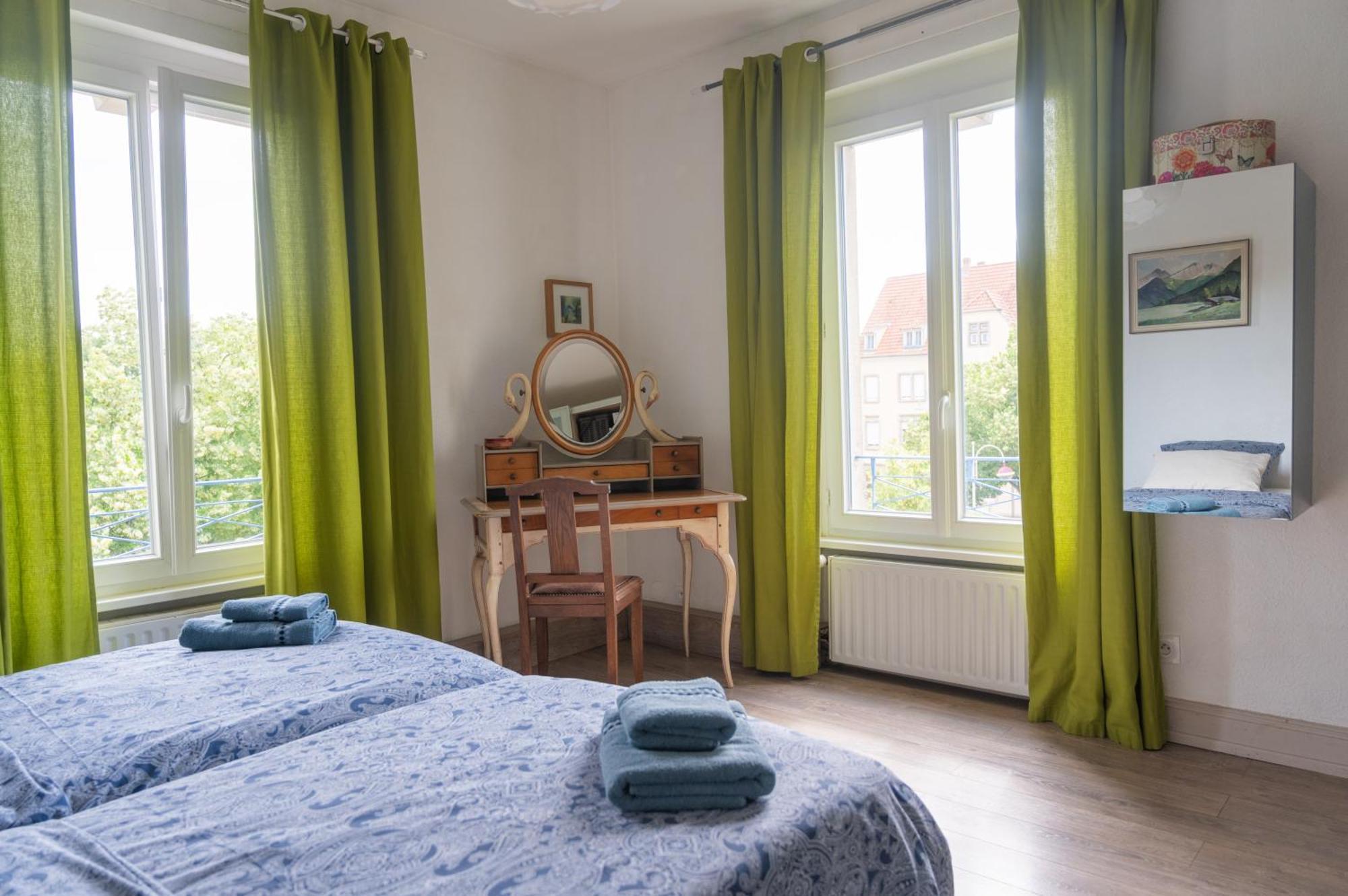 Combles et Vous, Duplex T6 Colmar, Famille, ALL INCLUSIVE, Jardin&Parking vélos Extérieur photo