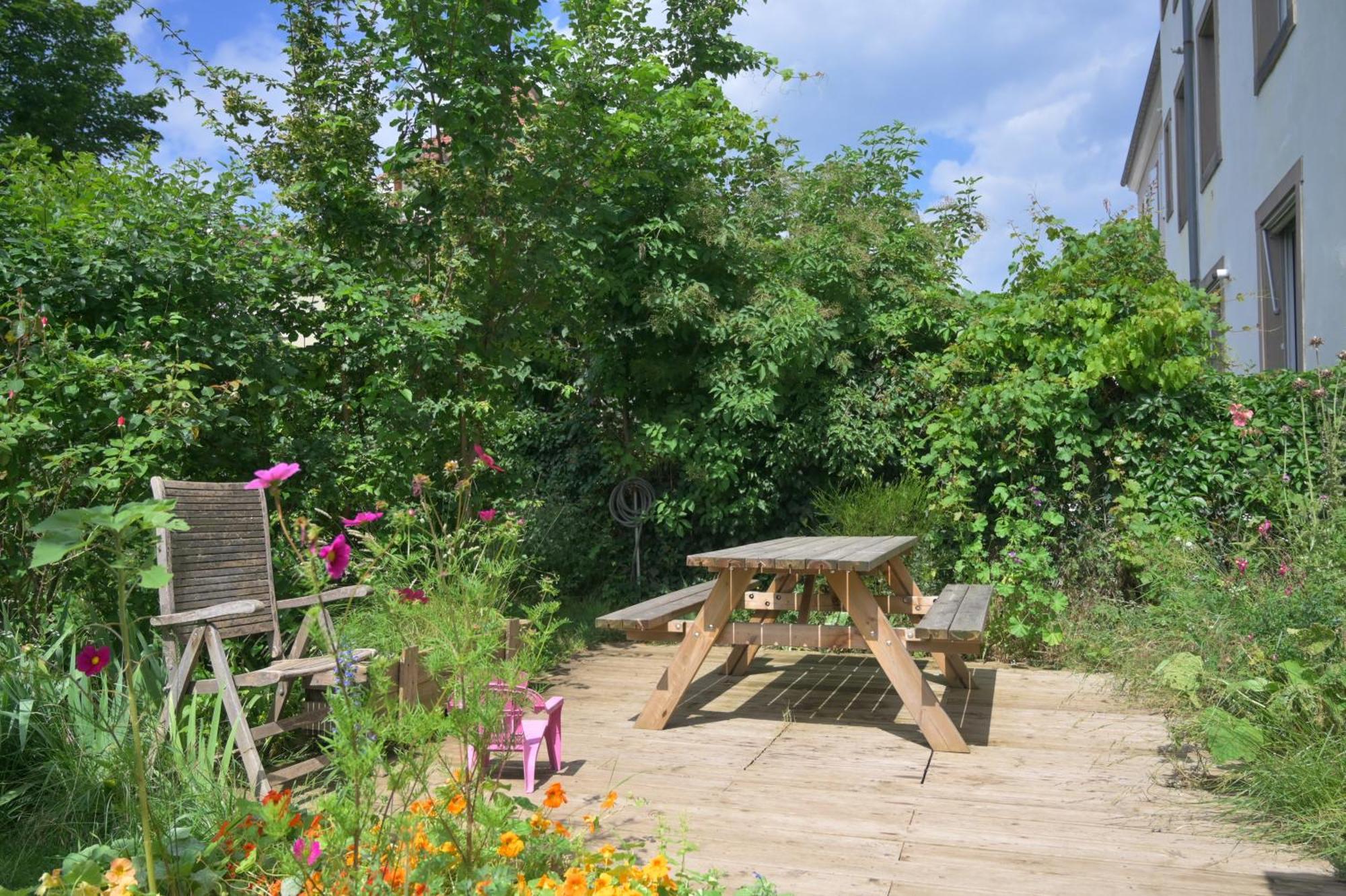 Combles et Vous, Duplex T6 Colmar, Famille, ALL INCLUSIVE, Jardin&Parking vélos Extérieur photo